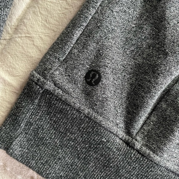Lululemon Scuba Crewneck size 6, new without tags - Picture 4 of 5